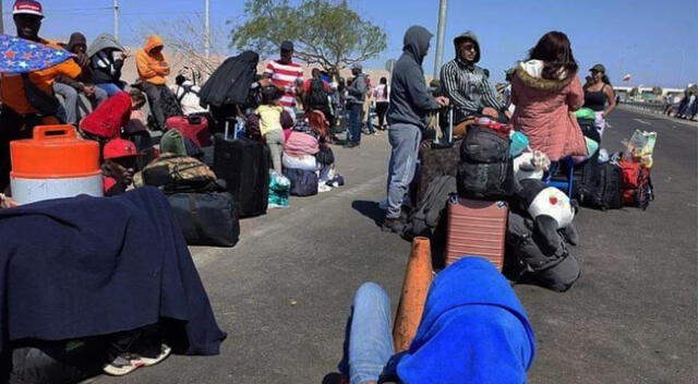Los extranjeros se encuentran varados entre la frontera de Chile y Perú.