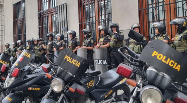 reportan gran contingente policial en la Sala Penal del Poder Judicial