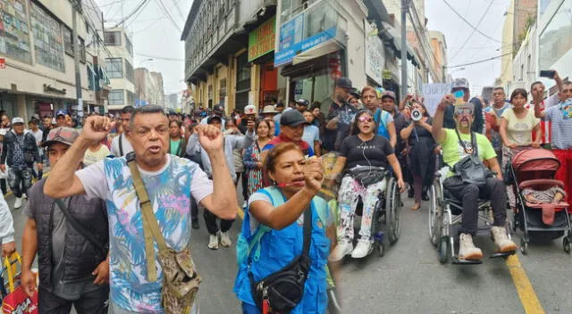 Vendedores ambulantes marchan para retornar a Mesa Redonda.