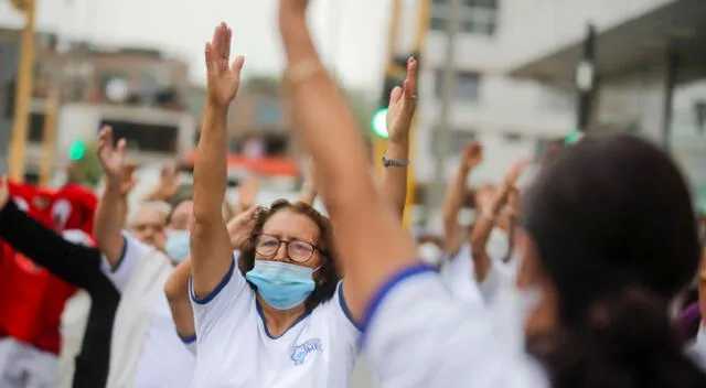 Campaña Chequéate Perú en Comas.