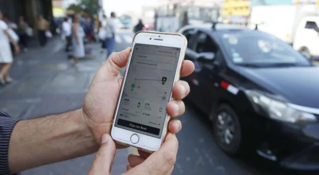 Conoce las nuevas medidas que deberán cumplir los taxistas que ofrecen el servicio de taxi por aplicativo.