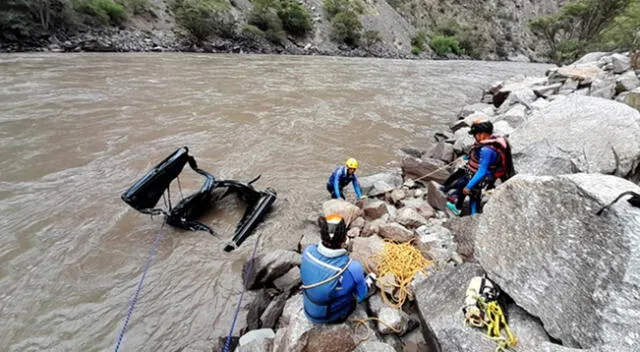 Los cuerpos fueron rescatados de las aguas del río. Imagen referencial.