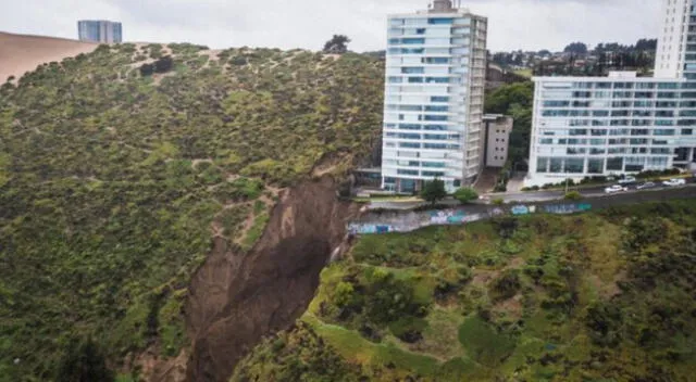 El enorme socavón ha causado pánico entre los pobladores de Viña del Mar.