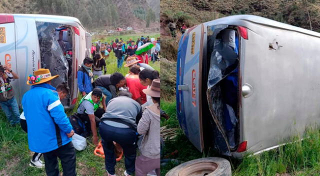 Bus quedó totalmente destrozado luego de que se despistara.