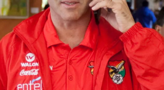 El técnico tentado por Alianza Lima dirigió en la selección de Bolivia.