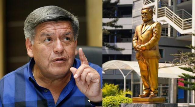 César Acuña señaló que estatua dorada fue hecha por personas que lo conocen en la Universidad César Vallejo.