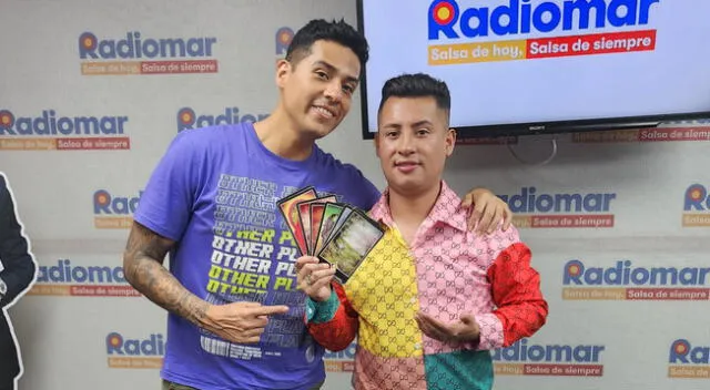 Popular vidente hace sus pininos en la radio.