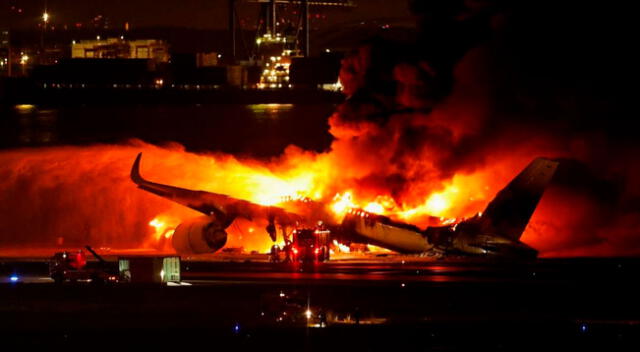 Japón: Avión se estrella contra aeronave en aeropuerto de Tokio.