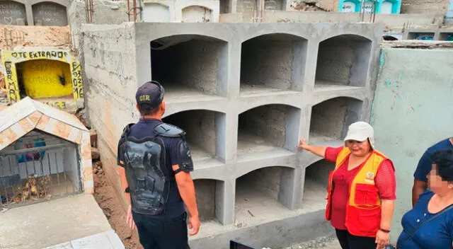 Autoridad de Comas señaló que se procederá con la demolición de los nichos ilegales. Autoridad de Comas señaló que se procederá con la demolición de los nichos ilegales.