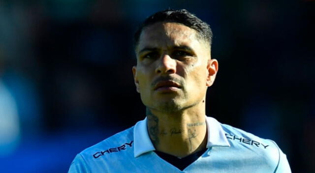 Paolo Guerrero fue enfático al hablar si se fue a la UCV por plata.