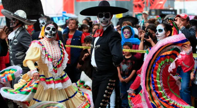 Conoce los destinos para visitar en México por el Día de los Muertos.