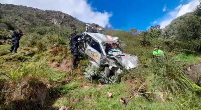 Accidente de tránsito en Huancayo, vehículo cayó en pendiente.