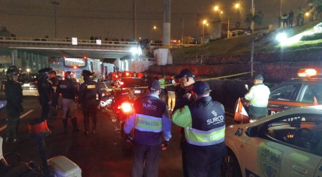 El lugar ha sido acordonado por agentes de serenazgo de Surco y la PNP.