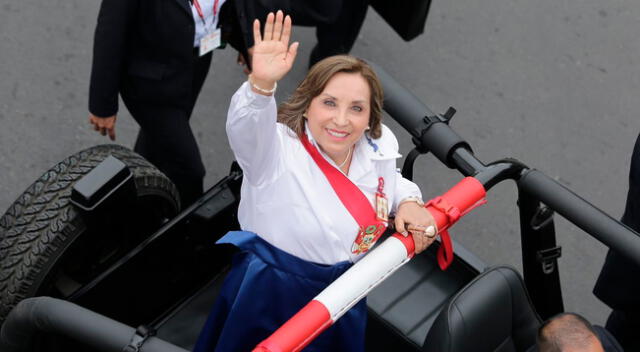 La presidenta Dina Boluarte protagonizó una controversial situación.