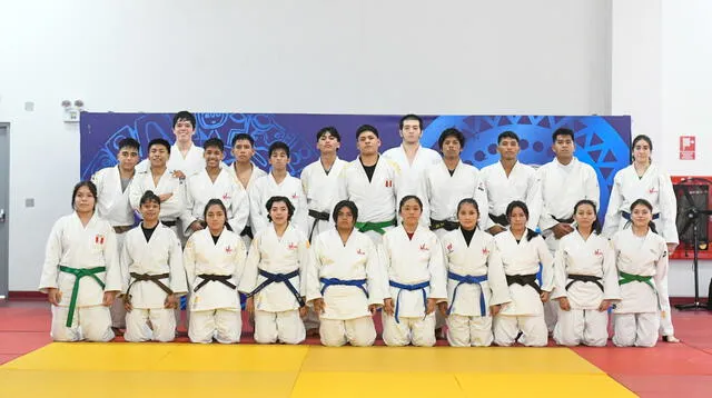 Esta es la selección peruana de judo.