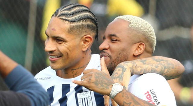 Jefferson Farfán estuvo presente en la presentación de Paolo Guerrero.