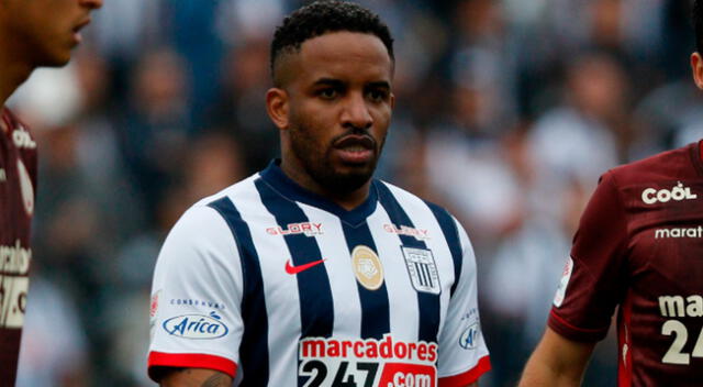 Jefferson Farfán volvió a comparar a Alianza Lima con Universitario.