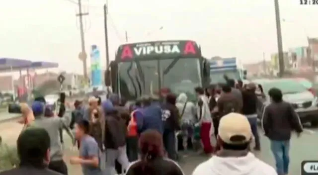 Miles de pasajeros de Lima Norte se han visto afectados tras paro de Anconeros.