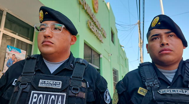 Agentes policiales cumplían con su rol de revisar los cajeros cuando hallaron los S/1.000.