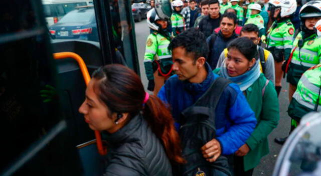 Paro nacional de transportistas se debe a la ola de criminalidad y extorsión que vive el Perú.