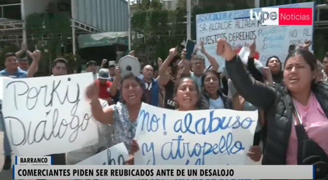 Comerciantes de Mercado Las Flores de Barranco protestan por desalojo