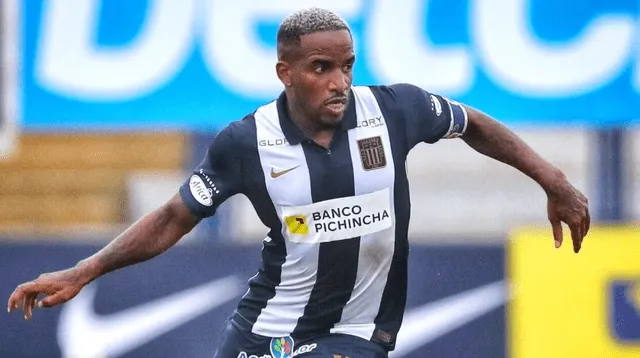 Jefferson Farfn critica a Alianza Lima por priorizar el centenario de Universitario
