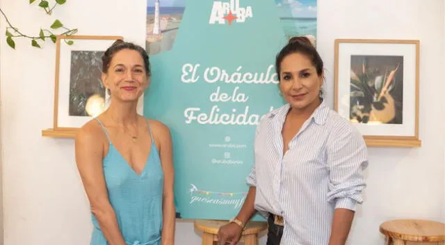 Aruba y Lorena Salmón presentan herramienta para despedir el año más felices.