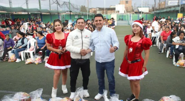 El evento estuvo organizado por la municipalidad de Carmen de la Legua ,Reynoso y conto con el apoyo desinteresado de la  fundación “Uniendo Corazones”.