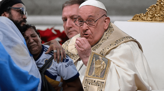 Argentina honra al papa Francisco con emotivo decreto de duelo nacional. Argentina honra al papa Francisco con emotivo decreto de duelo nacional.
