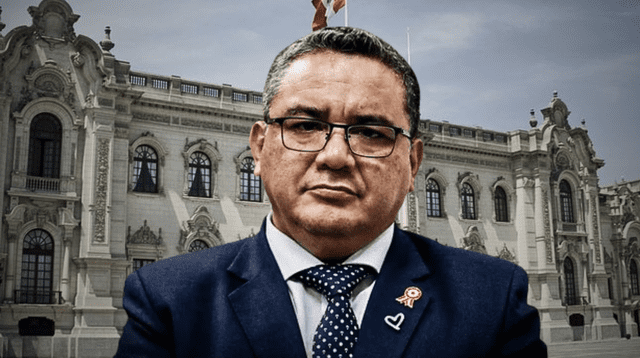 Juan José Santiváñez reaparece en el Gobierno Juan José Santiváñez reaparece en el Gobierno