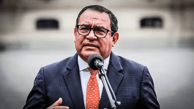 Alberto Otárola coloca a tres de sus amigas en el Poder Judicial Alberto Otárola coloca a tres de sus amigas en el Poder Judicial