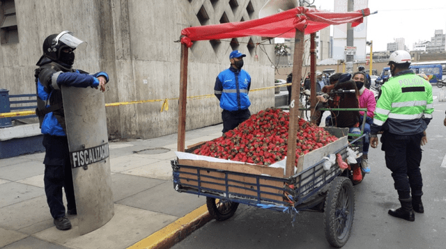 Lima sancionará a quienes griten “compre fierro” por altavoz. Lima sancionará a quienes griten “compre fierro” por altavoz.