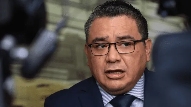 Impedimento de salida del país a Juan José Santiváñez por 18 meses Impedimento de salida del país a Juan José Santiváñez por 18 meses