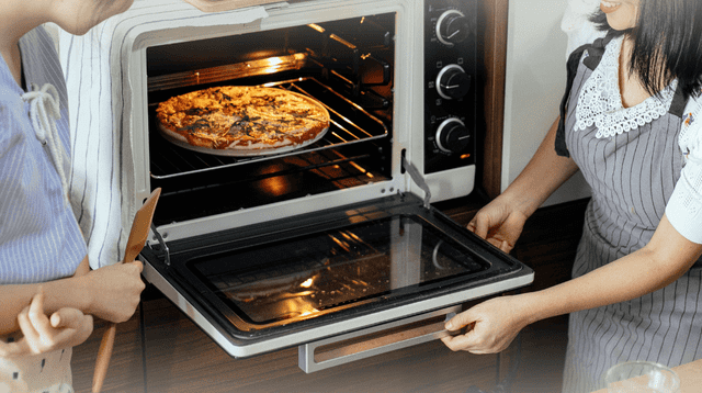 Científicos revelan que cocinar al horno es más saludable que freír. Científicos revelan que cocinar al horno es más saludable que freír.