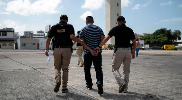 Deportarán a inmigrantes que vayan a la corte en Estados Unidos. Deportarán a inmigrantes que vayan a la corte en Estados Unidos.