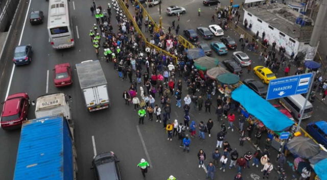 Diversos gremios de transportistas han respondido ante los rumores de un nuevo paro nacional programado para el 24 y 25 de julio, aclarando si la medida de protesta se llevará a cabo o no. Diversos gremios de transportistas han respondido ante los rumores de un nuevo paro nacional programado para el 24 y 25 de julio, aclarando si la medida de protesta se llevará a cabo o no.