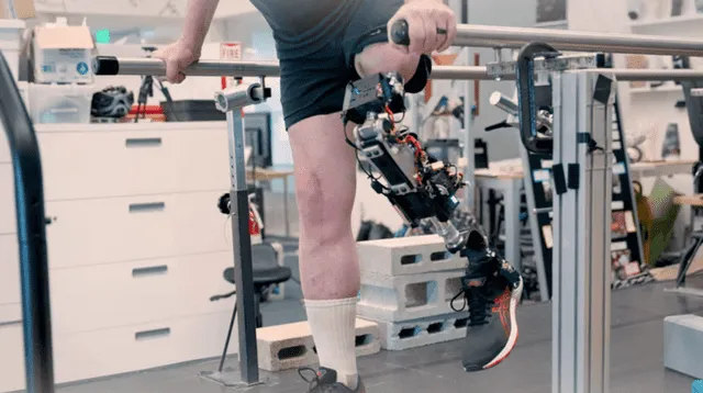 MIT desarrolla rodilla biónica que podría transformar la rehabilitación física para siempre. MIT desarrolla rodilla biónica que podría transformar la rehabilitación física para siempre.