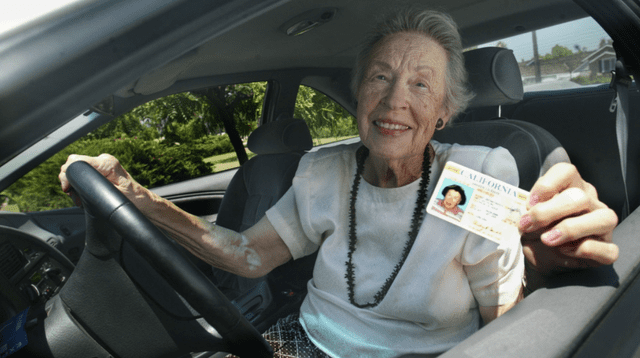 Mayores de 65 años obligados a cumplir nuevos requisitos para renovar su licencia en 2025. Mayores de 65 años obligados a cumplir nuevos requisitos para renovar su licencia en 2025.