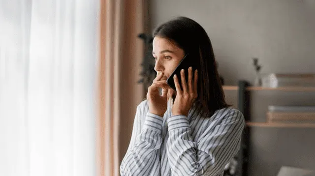 Así graban tu voz para robarte TODO TU DINERO Así graban tu voz para robarte TODO TU DINERO