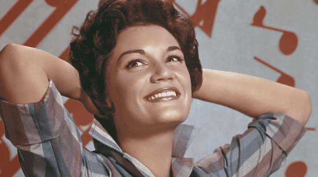 Dolor por la muerte de Connie Francis, estrella de los 60 y sensación reciente en TikTok. Dolor por la muerte de Connie Francis, estrella de los 60 y sensación reciente en TikTok.