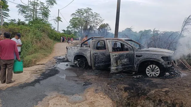 Secuestradores dejan en cenizas camioneta robada. 