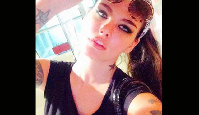 Angie Jibaja luce un rostro cambiado
