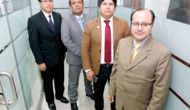 Fiscales renuncian al equipo de investigación  Lava Jato