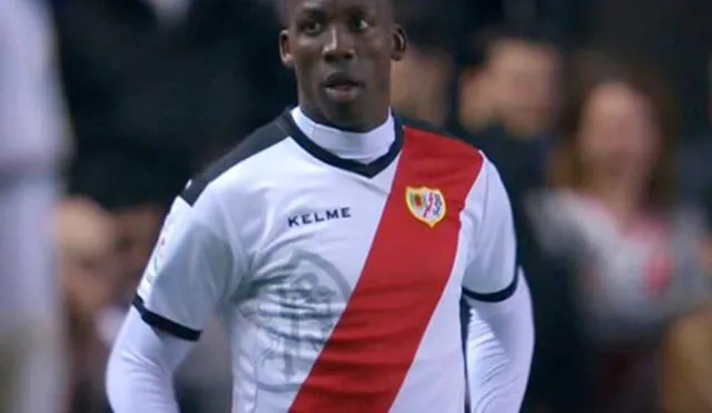 Equipo de Luis Advíncula pierde la categoría en España Equipo de Luis Advíncula pierde la categoría en España