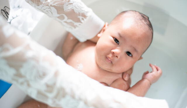 Los bebés son especialmente delicados, por ello es normal que los padres primerizos se sientan atemorizados