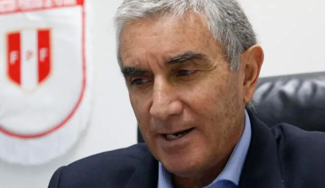 Juan Carlos Oblitas: Pensamos en jugadores para esta Copa América, pero desaparecieron“