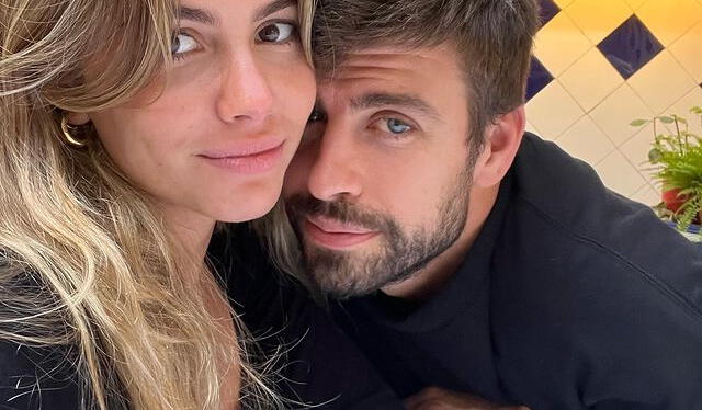  Gerard Piqué y su novia Clara Chía.    