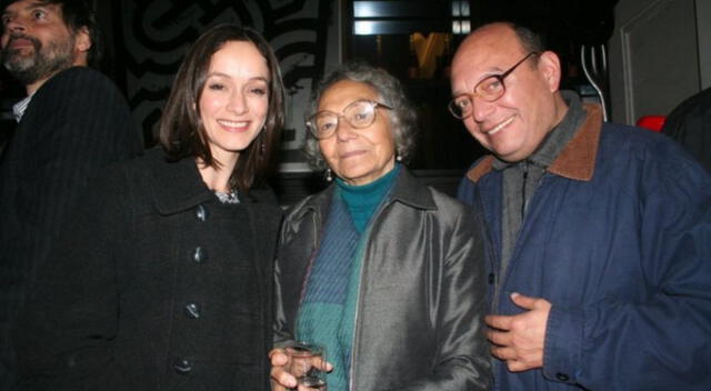  Delfina Paredes junto a Jimena Lindo y Ricardo Velásquez. Fuente: Difusión.   