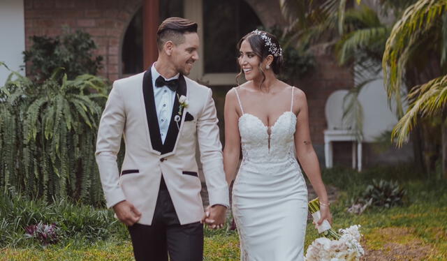  <strong>El vestido de Melissa Paredes en su boda con Anthony Aranda.</strong>   