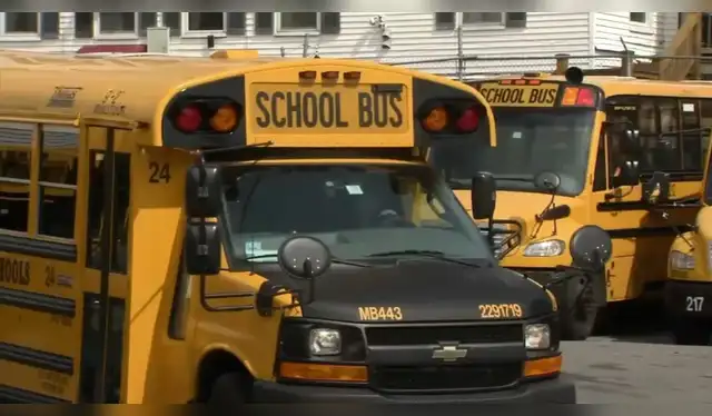 <em>Empleos bien pagados en Houston: distrito escolar anuncia alza salarial para choferes.</em>   